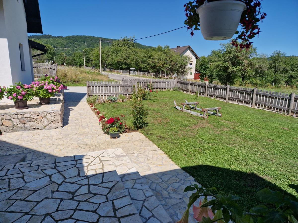 Willa Plitvice Apis Korenica Zewnętrze zdjęcie